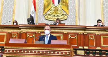 فريدة الشوباشي تطالب نواب القائمة بعدم مغادرة القاعة بعد أداء القسم.. اعرف السبب