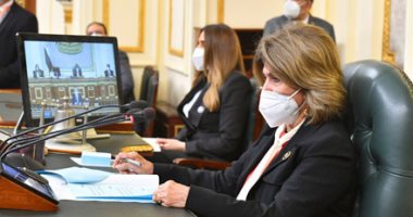 أكبر نائبة فى مجلس النواب: الرئيس السيسي ردّ اعتبار المرأة المصرية بعد مرحلة حالكة السواد.. المرأة عانت من الازدراء وكانت" عورة".. فريدة الشوباشي :"ما بقاش فيه حاجة اسمها دي بنت ما تنفعش والحكم بالكفاءة"