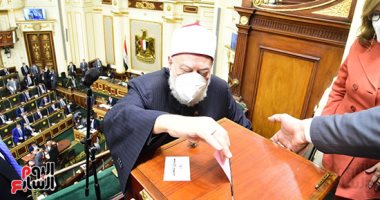 أعضاء "النواب" ينتخبون رئيس المجلس الجديد من بين 4 مرشحين.. صور