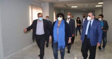 إيناس عبد الدايم: افتتاح المرحلة الأولى من "واحة الثقافة" خلال العام الحالى 