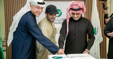 تركى آل الشيخ والوليد بن طلال يشهدان افتتاح المقر الجديد لشركة روتانا بالرياض.. فيديو