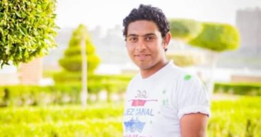 الحزن يخيم على قرية بنى سعيد بالمنيا بعد وفاة مدرب سباحة قبل زفافه بساعتين.. أقاربه: كان خلوقا ووجدناه ساقطا داخل الحمام قبل ارتداء بدلة الفرح.. ويؤكدون: كان بصحة جيدة وربنا أراد زفافه فى السماء.. فيديو وصور