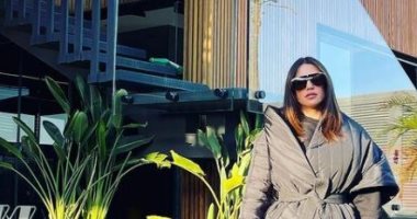 درة بإطلالة شتوية أنيقة فى أحدث جلسة تصوير 