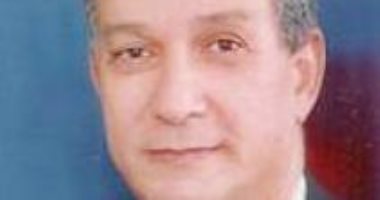 يوسف نوفل رئيسا فخريا للنقابة العامة لاتحاد كتاب مصر.. اعرف التفاصيل