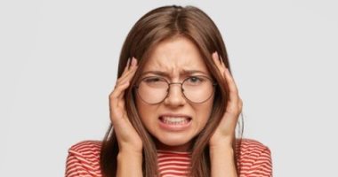  تعرف على أهم العلاجات المنزلية للصداع.. مارس اليوجا  