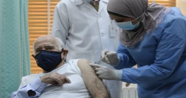 الأردن يبدأ حملة التلقيح ضد فيروس كورونا.. صور