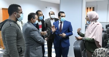 نائب محافظ قنا يتفقد مركز خدمة المواطنين ووحدة صحة القلعة والبراهمة بقفط