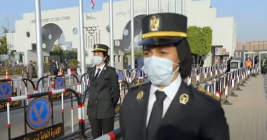 الداخلية ترفع درجة الاستعداد لتأمين كأس العالم لليد..انتشار أمني مكثف بمحيط الصالات والملاعب ودوائر أمنية بمحيط المنشآت الحيوية..الدفع بقوات التدخل والانتشار السريع للتعامل مع المواقف الطارئة..صور