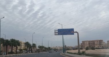 سحب متقطعة فى سماء مدن البحر لأحمر بعد انخفاض درجات الحرارة.. فيديو وصور
