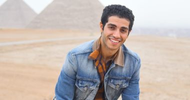 8 رسائل للفنان مينا مسعود بطل فيلم "علاء الدين" عن مصر والأهرامات.. اعرف قال إيه
