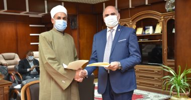 صور.. رئيس جامعة الأقصر يوقع بروتوكول تعاون مشترك بين الجامعة ووزارة الأوقاف