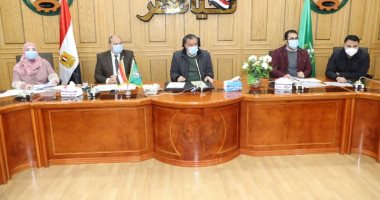 محافظ المنوفية يقرر إدراج 3 طرق محلية جديدة بالخطة العاجلة للرصف