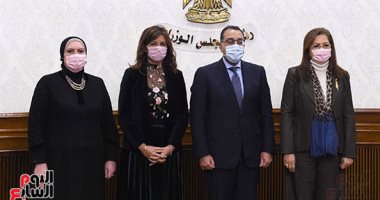 رئيس الوزراء يشهد توقيع بروتوكول تعاون للتمكين الاقتصادى للعمالة المتضررة من كورونا