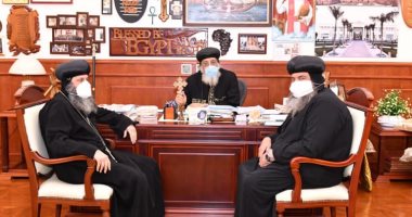 البابا تواضروس الثانى يستقبل 3 أساقفة بالكنيسة القبطية 