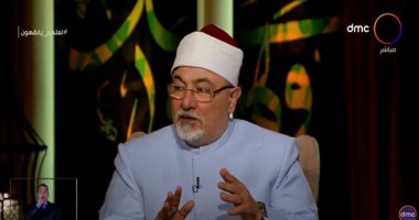 خالد الجندى: عدم لبس الكمامة فى الأماكن المغلقة مخالفة لأمر إلهى