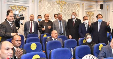 فوز أحمد السجينى برئاسة لجنة الإدارة المحلية بمجلس النواب.. صور