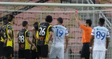 الاتحاد ضد أبها.. حالة طرد فى شوط أول سلبي بالدوري السعودي "فيديو وصور"