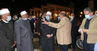 وزيرا السياحة والأوقاف يشيدان باللمسات الفنية لمشروعات تطوير مدينة أسوان