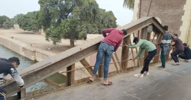 وزارة الرى ترمم كوبرى محمد على الأثرى بالقناطر الخيرية.. صور