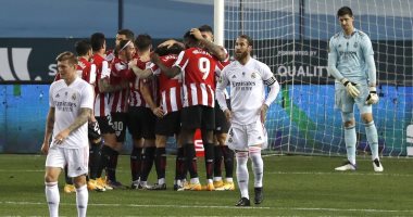 أتلتيك بيلباو يقصى ريال مدريد ويواجه برشلونة فى نهائى السوبر الإسباني.. فيديو