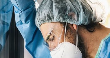 الأطباء أكثر عرضة للإصابة بالقلق والاكتئاب بسبب كورونا