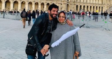 حسن الرداد يسترجع ذكرياته برفقة والدته الراحلة: "جمعة مباركة عليكى يا ماما"