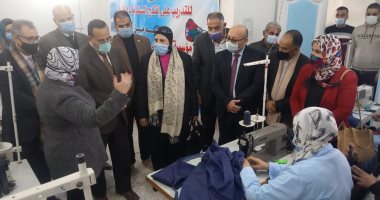 افتتاح أول خط لإنتاج المستلزمات الطبية بمشروع إنتاجنا في العريش.. فيديو وصور