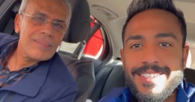 محمود كهربا فى صورة جديدة مع والده: "يوم جديد كله حياة"