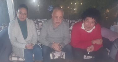 انفراد وتصريحات فى أجرأ لقاءات الأسبوع على تليفزيون اليوم السابع.. جلسة صلح رحاب الجمل وباسم سمرة.. عبد الباسط حمودة كما لم تره من قبل.. على حميدة يحكى لحظات المرض والفقر بعد النجاح.. و"شيراز" ترقص وتغنى