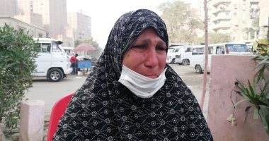 "حميدة" شيالة الهموم.. اشترت جوزها بالغالى وباعها بالرخيص.. بعد 35 سنة خدمة رماها على الرصيف بأمراض مزمنة وتزوج غيرها 3.. وتؤكد: أولادى اتشردوا وبنام فى الشارع من 8 سنين.. فيديو