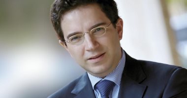 الكاتب اللبنانى ألكسندر نجار ينال جائزة الفرنكوفونية الكبرى فى فرنسا