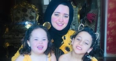 زى الملايكة أما تشوفهم.. جودى ورودى من ذوى الهمم و"موديلز" لتصميمات والدتهم