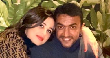 "أحبك أكتر ما تتخيلى" العوضى يحتفل بعيد ميلاد ياسمين عبدالعزيز بصور رومانسية
