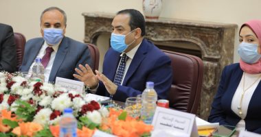 الشوربجى والشيخ يفتتحان أول صالون ثقافى للهيئة الوطنية للصحافة