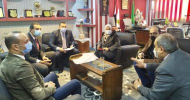 تعليم المنوفية تدرس إنشاء مدرسة فنية للتدريب والتعليم المزدوج بالسادات