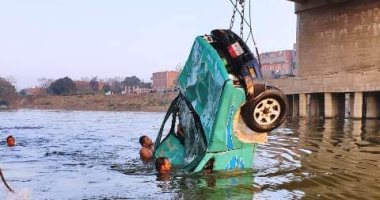 فرقة غواصين من الإسكندرية تصل الشرقية للبحث عن جثة طالب فى ترعة الإسماعيلية 