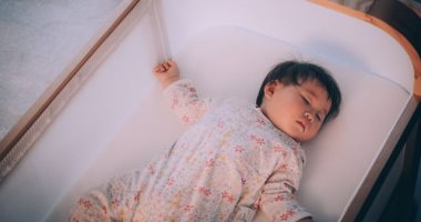 يعنى إيه Cradlewise؟.. تعرف على السرير الذكى لتهدئة الأطفال حديثى الولادة