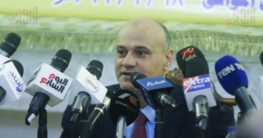 خالد ميري لـ أحمد الطاهري: إباحة التصوير بكل مكان ضروري باستثناء الأماكن السرية
