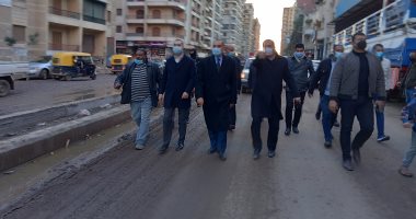 محافظ كفر الشيخ يتابع رفع مياه الأمطار من شوارع .. صور 