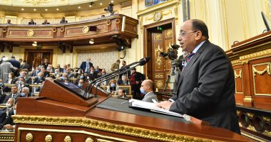 مواجهة ساخنة بين أعضاء مجلس النواب ووزير التنمية المحلية.. النواب يسألون شعراوى عن مصير إيرادات التصالح بمخالفات البناء والصناديق الخاصة وتردى حالة الشوارع وفساد الأحياء.. والوزير يدافع عن نفسه بالأرقام