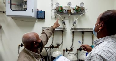 البيئة تواصل التفتيش على شبكات الأكسجين بالمستشفيات في البحر الأحمر.. صور