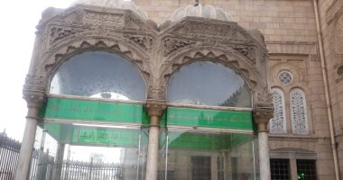 قصة قبتى العتريس والعيدروس بمسجد السيدة زينب .. صور