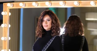 4 صور من جلسة تصوير رضوى الشربينى الجديدة