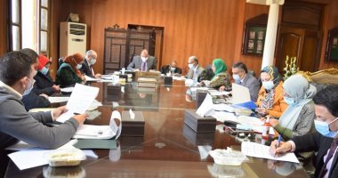 رئيس جامعة بنى سويف يترأس اجتماعى "الإنتاج والخدمات الطلابية" و"شئون أعضاء التدريس"