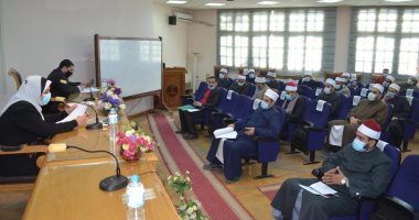 "الأساليب الأدبية والإنشائية".. أول محاضرة لأئمة الأوقاف فى جامعة عين شمس