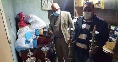 تحرير محضر لإحدى الكافيهات على شاطئ بورسعيد بسبب الشيشة.. صور