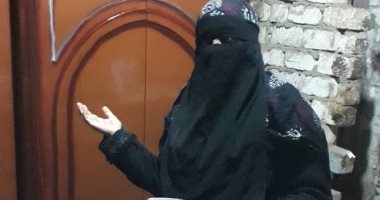 إمبراطورة "الفأرة والمنشار".. سيدة الجنوب تسجل المرأة المصرية فى حرفة النجارة وصناعة الأثاث.. شهد تبدع فى ترميم الموبيليا القديمة لتضاهى الجديدة وبيعها بأسعار مخفضة.. وقرض بـ5 آلاف جنيه يغير حياة أشقائها