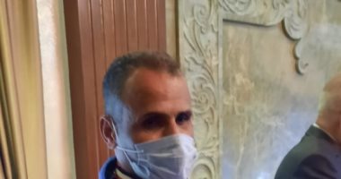 وزارة الرياضة توفر شقة وفرصة عمل فى مركز الشباب لبائع الميداليات ..صور 