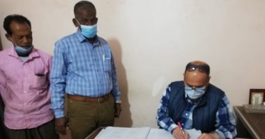 رئيس مدينة أسوان يحيل رئيس قرية أبو الريش للتحقيق لعدم تواجده بالعمل
