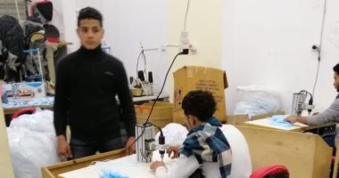 مصادرة 50 ألف كمامة غير مطابقة للمواصفات داخل مصنع بالمنصورة 